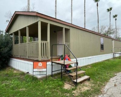 2 Bedroom 2BA 990 ft Mobile Home For Rent in Brownsville, TX