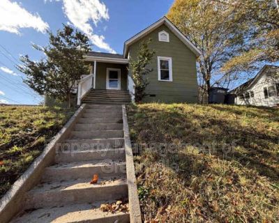 2 Bedroom 1BA 1032 ft Apartment For Rent in Parker, SC