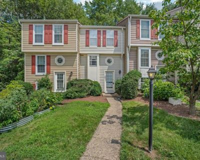 3 Bedroom 2BA 1350 ft Apartment For Rent in Reston, VA