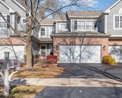 3 Bedroom 3BA 2470 ft Townhouse For Sale in Naperville, IL