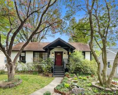 4 Bedroom 3BA 2764 ft Pet-Friendly Single-family home For Rent in Decatur, GA