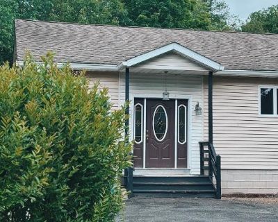 3 Bedroom 2BA 1978 ft Apartment For Rent in Saugerties, NY