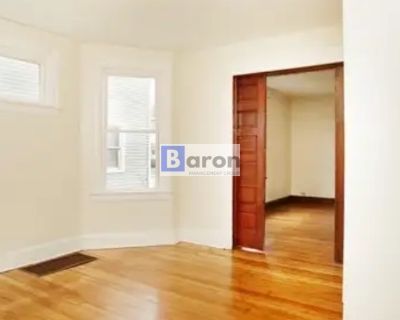 1 Bedroom 1BA 900 ft Furnished Pet-Friendly Apartment For Rent in Hamilton, OH