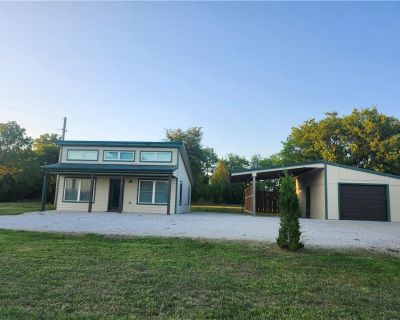 1 Bedroom 1BA 676 ft Single Family House For Sale in Linn Valley, KS