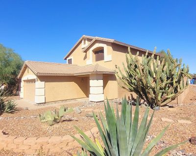 2210 E PARAISO Drive. Property for Rent in Phoenix, AZ for $3,300 with 3 bedrooms and 2 full baths, 1 half bath. This 2,021 square foot property was built in 1998 on a lot size of 0.18.. Welcome to Boulder Creek at Desert Foothills where comfort meets convenience in a family-focused neighborhood near top-rated schools. This updated 3-bedroom, 2.5-bath home features a flexible front room ideal f...