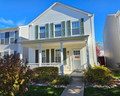 116 Presidential Boulevard. Light, bright, and full of charm. Welcome to 116 Presidential Blvd in Prescott Mill! This beautifully maintained 2 bedroom + loft, 1.5 bath home offers an open concept layout with 9' ceilings, crown molding, and newer wood-look luxury vinyl plank flooring that ties the whole space together with a modern, warm feel. The living/dining room combo flows right into the ki...