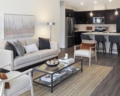 W Spur Rd Unit W, Mequon, Home For Rent