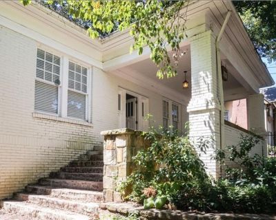 2 Bedroom 1BA House For Rent in Atlanta, GA