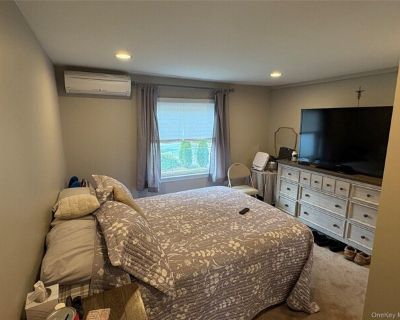 191 Atlantic Pl. Discover this inviting 1-bedroom, 1-bathroom apartment located in a well-kept house in Hauppauge. This private unit offers a full kitchen, comfortable living room, and a separate dining area. Laundry access available, 1 dedicated driveway parking spot and utilities included. Fire Place is not operational! No pets.. 1 Bedroom. 1 Bathroom