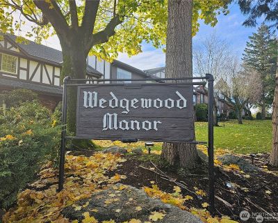 2 Bedroom 1BA 1018 ft Condo For Rent in SeaTac, WA