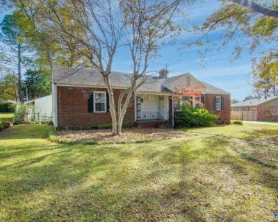 3 Bedroom 2BA 1430 ft Single Family Home For Sale in DECATUR, AL