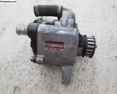 Porsche 911 Turbo Air Pump in good condition