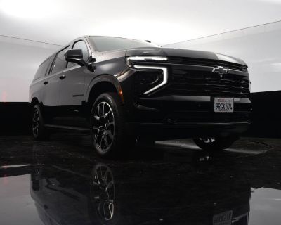 Used 2025 Chevrolet Suburban RST