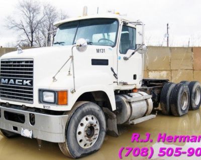 2007 Mack CHN613 Daycab Tractor With Wet-Kit