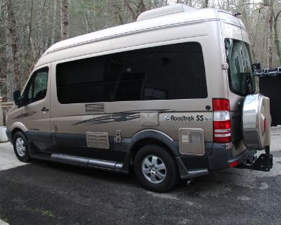 2012 Roadtrek Mercedes For Sale by Owner in Talking rock, Georgia