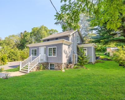 3 Bedroom 3BA 974 ft Apartment For Rent in Rocky Point, NY