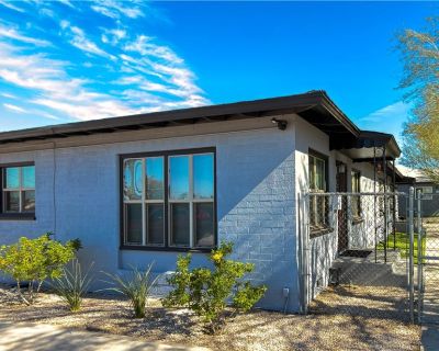 1 Bedroom 2448 ft Studio For Sale in Las Vegas, NV