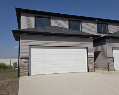 Grindstone Cir, Waterloo, Condo For Sale