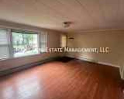 1 Bedroom 1BA Pet-Friendly Apartment For Rent in Bangor, ME 5 Hudson St