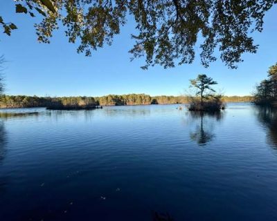 Lakefront 3-Bedroom Home with Dock Stunning Views. image_url. Dishwasher Pet friendly Microwave Refrigerator Unit Amenities dishwasher microwave refrigerator Property Amenities cats allowed dogs allowed. Pets allowed. 3 Bedroom. 2 Bathroom. 1376 ft