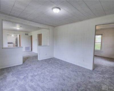 3 Bedroom 1BA House For Sale in Dayton, OH