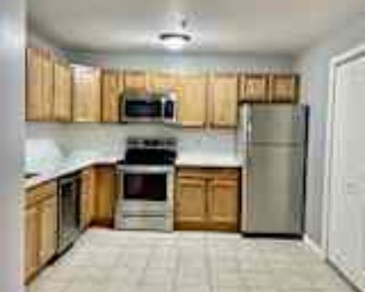 1 Bedroom 1BA 900 ft² Apartment For Rent in Englewood, NJ 17 E Ivy Ln unit 2E