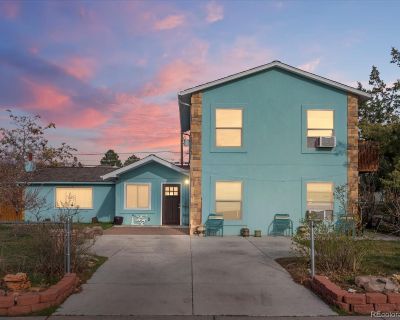 5 Bedroom 3326 ft House For Sale in Denver, CO