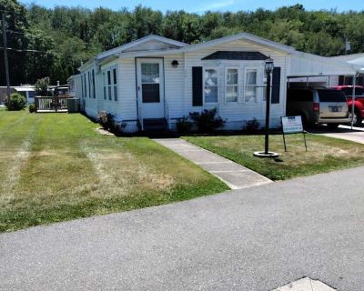 2 Bedroom 2BA 1540 ft Mobile Home For Sale in Akron, OH