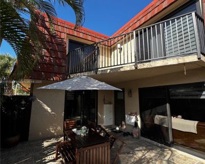 3 Bedroom 2BA 1598 ft Townhouse For Sale in Boca Raton, FL