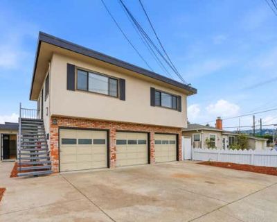 2030 ft Duplex For Sale in MILLBRAE, CA