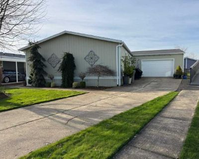 4 Bedroom 2BA 1404 ft Mobile Home For Rent in McMinnville, OR
