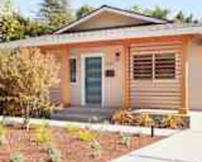 2 Bedroom 1BA 700 ft² Pet-Friendly House For Rent in Mountain View, CA 537 McCarty Ave