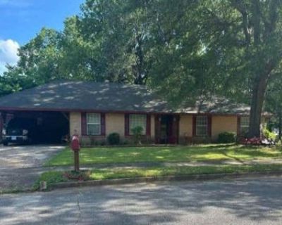 4 Bed 2 Bath Foreclosure Property in Memphis, TN 38134 - Rappahannock Dr