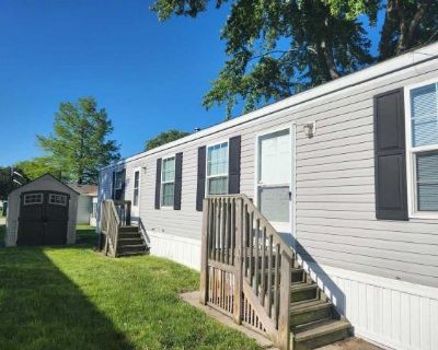 3 Bedroom 2BA 16 x 66 Clayton Mobile Home For Rent in Sauk Village, IL