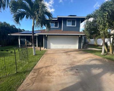 3 Bedroom 2.5BA 1256 ft Pet-Friendly Apartment For Rent in Kihei, HI