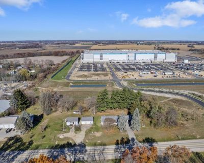 3 Bedroom 1BA 1640 ft Single Family House For Sale in Sun Prairie, WI