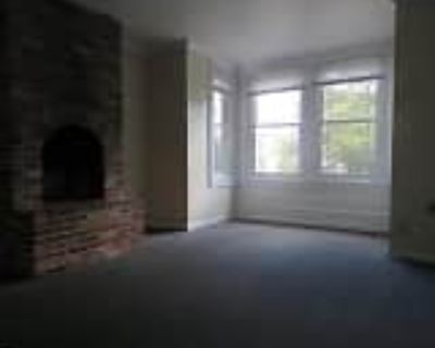 3 Bedroom 1BA 2492 ft² Pet-Friendly Apartment For Rent in Philadelphia, PA 414 N 33rd St #2