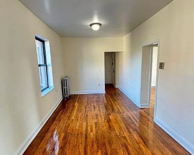 1 Bedroom 1BA Condo For Rent in Queens, NY