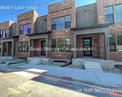 4634 Locust Hills Ct. 3 Bedroom/3 Bathroom Townhome in Holladay Luxury Townhome in the Heart of Holladay This stunning 3-bedroom, 3-bathroom townhome offers modern design and exceptional comfort in one of Holladay s most desirable neighborhoods. Main Level: Open-concept layout for a spacious feel and effortless entertaining Large living room and a full bathroom Gorgeous kitchen featuring all-wh...