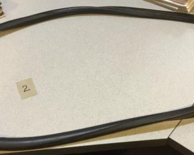 Bug Convertible Rear Window Seal 75 + NOS WCM