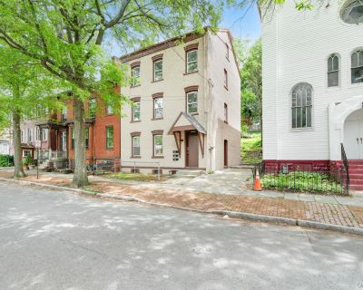 3 Bedroom 3BA 2880 ft Multi-Family For Sale in Poughkeepsie, NY