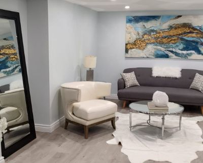 Bright Spacious Apartment (Has an Apartment) on iROOMit. Room in the 1...