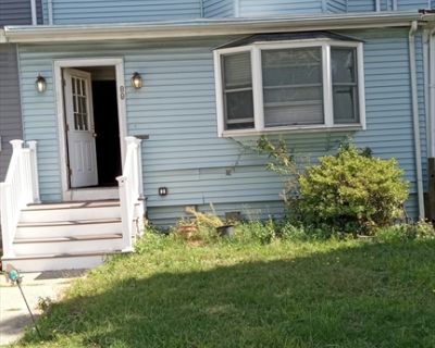 5 Bedroom 2BA 2000 ft Apartment For Rent in Boston, MA