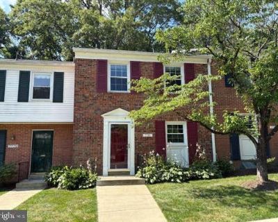 3 Bedroom 3BA 1716 ft Condo For Sale in SPRINGFIELD, VA