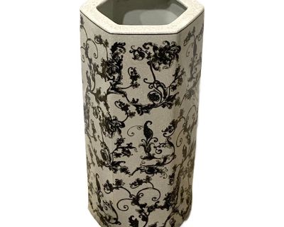 Black and White Ceramic Umbrella Stand
