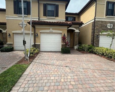 3 Bedroom 2BA 1707 ft Townhouse For Rent in Hialeah, FL