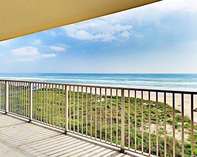 1 Bedroom 1BA Pet-Friendly House Vacation Rental in Inverness #304, South Padre Island, TX