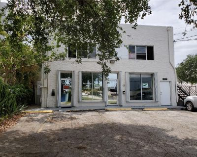 NE 1st Avenue. Easy to show. Best Price for the size on Federal Hwy (US-1)! One of the few locations with parking. Ideal for office or retail. Large Full Bathroom with shower. Nice mixed use space in the center of Dania. Less than 2 miles from FLL airport. 3 miles to Port Everglades. 5 miles to downtown Fort Lauderdale. Less than 2 miles to Dania Pointe. Nearby Bus stop. Accordion storm shutter...