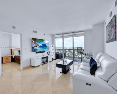 3 Bedroom 3BA 1571 ft Furnished Office Space For Rent in Hallandale Beach, FL