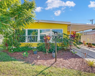 2 Bedroom 2BA 828 ft Pet-Friendly Mobile Home For Sale in Barefoot Bay, FL